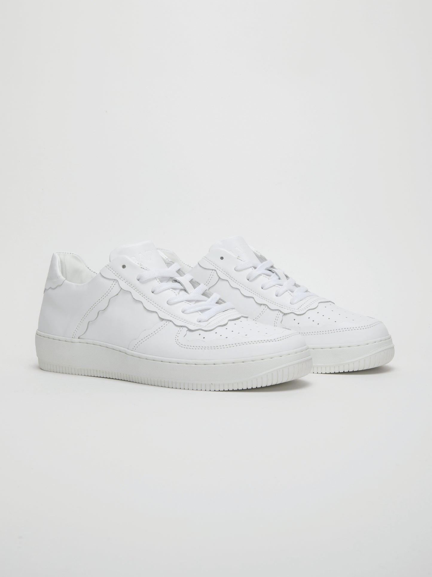 BAPTISM WHITE SNEAKER